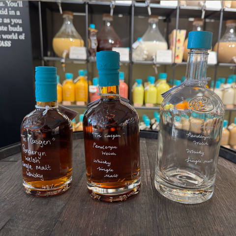 Penderyn ''Tri Casgen'' single malt Welsh whisky